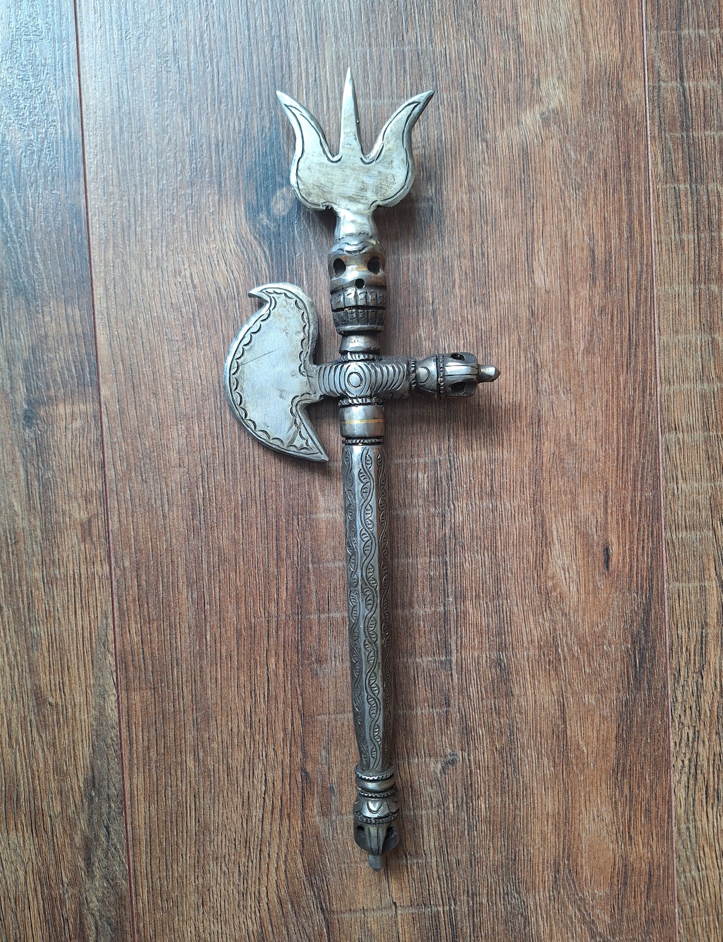 Iron khatvanga
