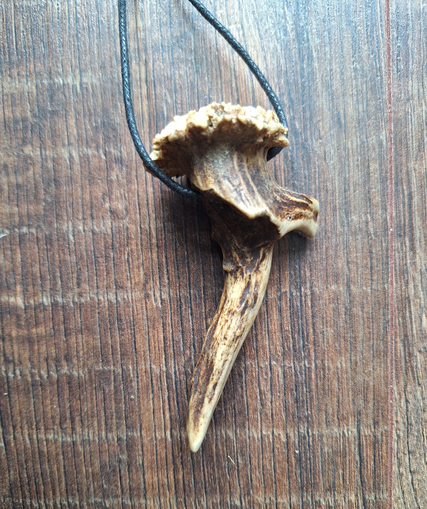 Roe deer antler necklaces