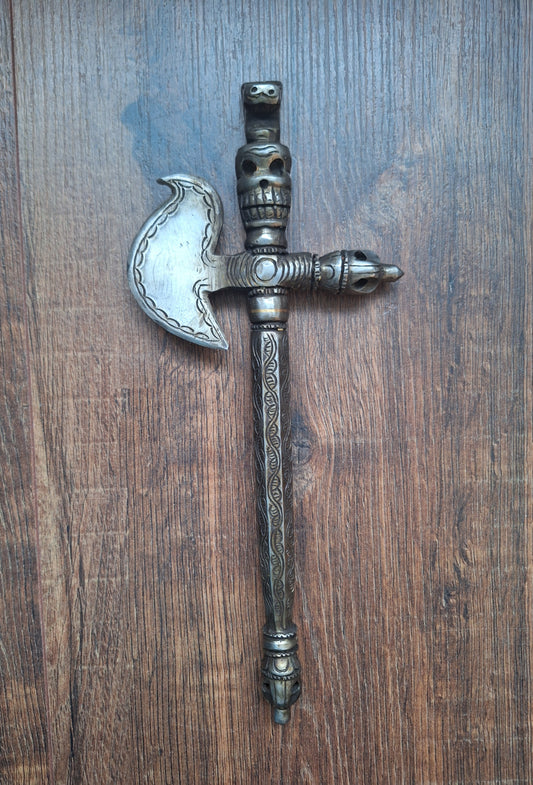 Iron khatvanga