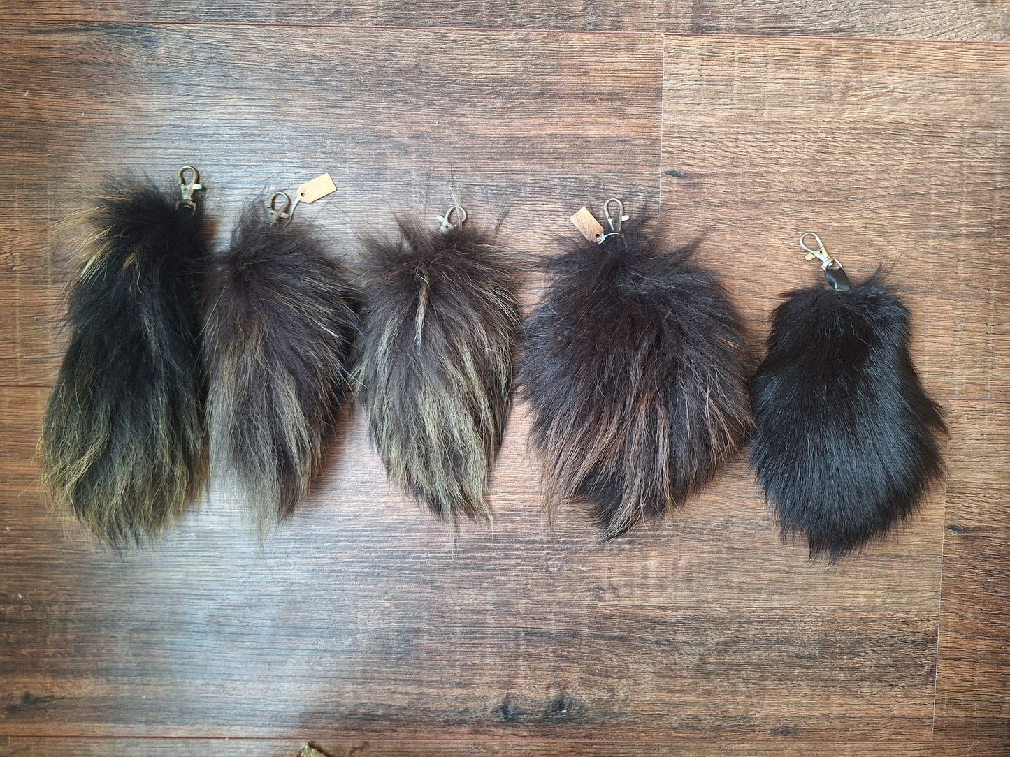 Fox tail tips keychains