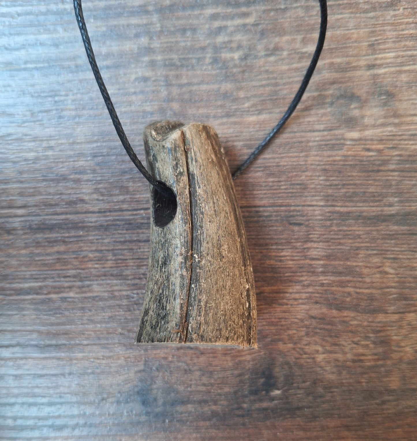 Cow horn pendants