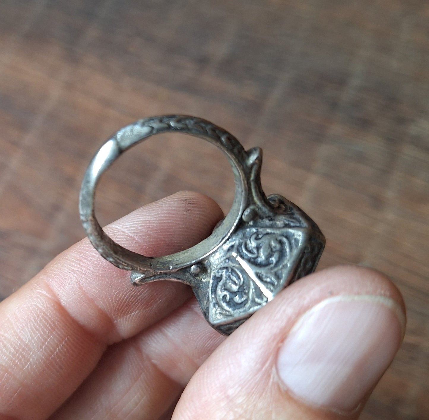 Vintage Kuchi tribal ring with lapis lazuli