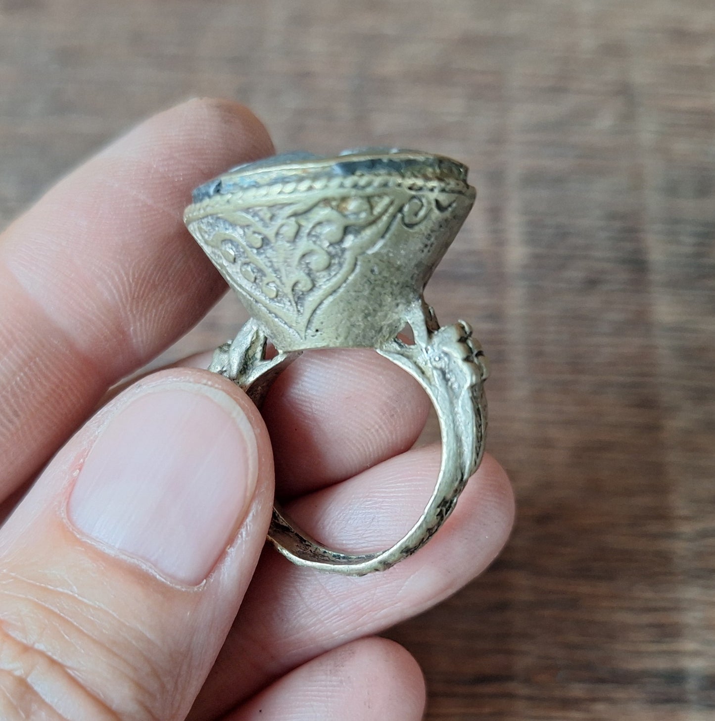 Vintage Kuchi tribal intaglio ring