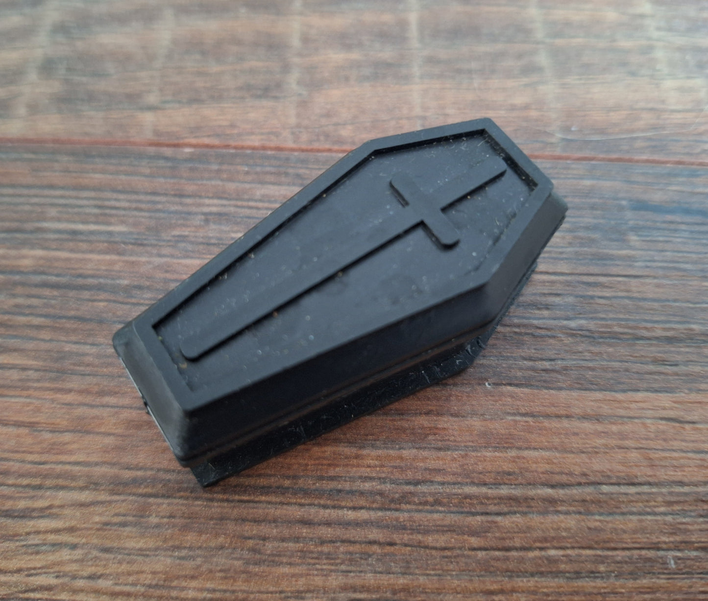 Mole skull in coffin