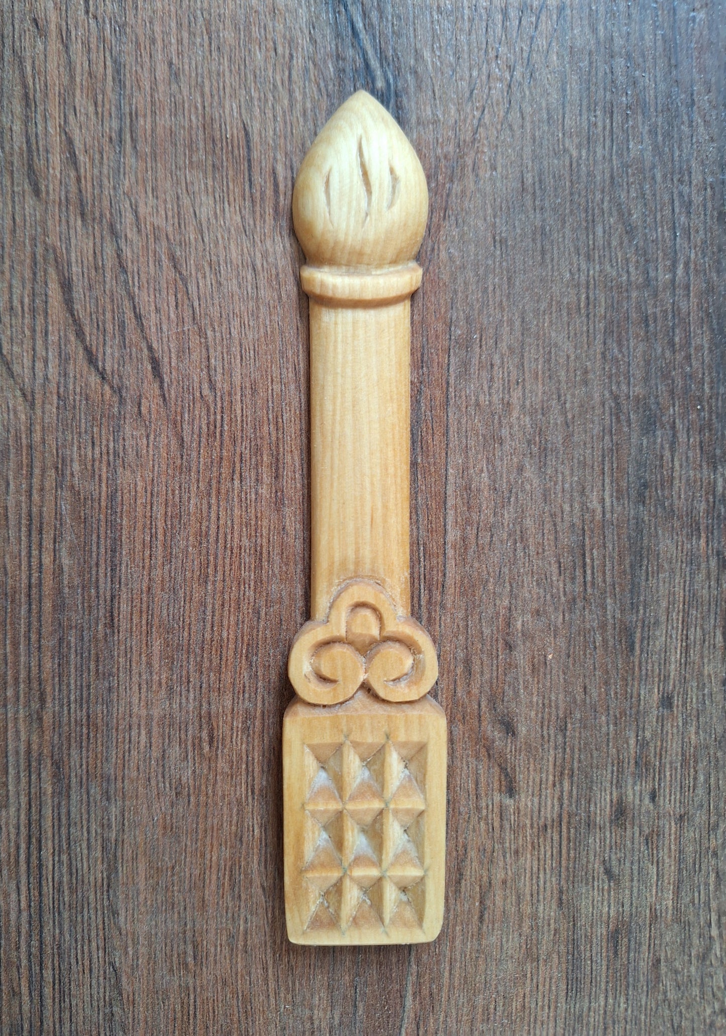 Tos karak ritual offering spoon