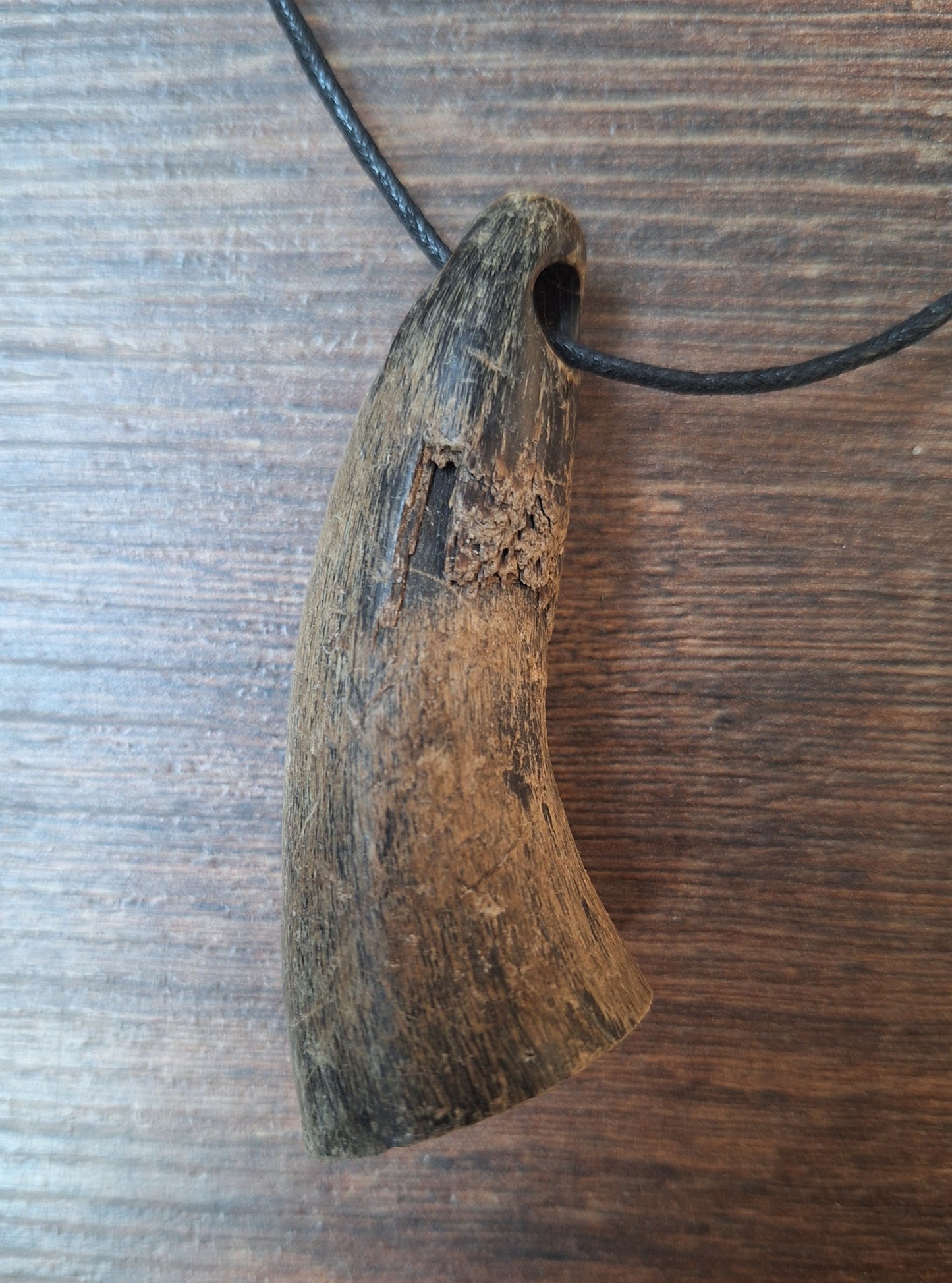 Cow horn pendants